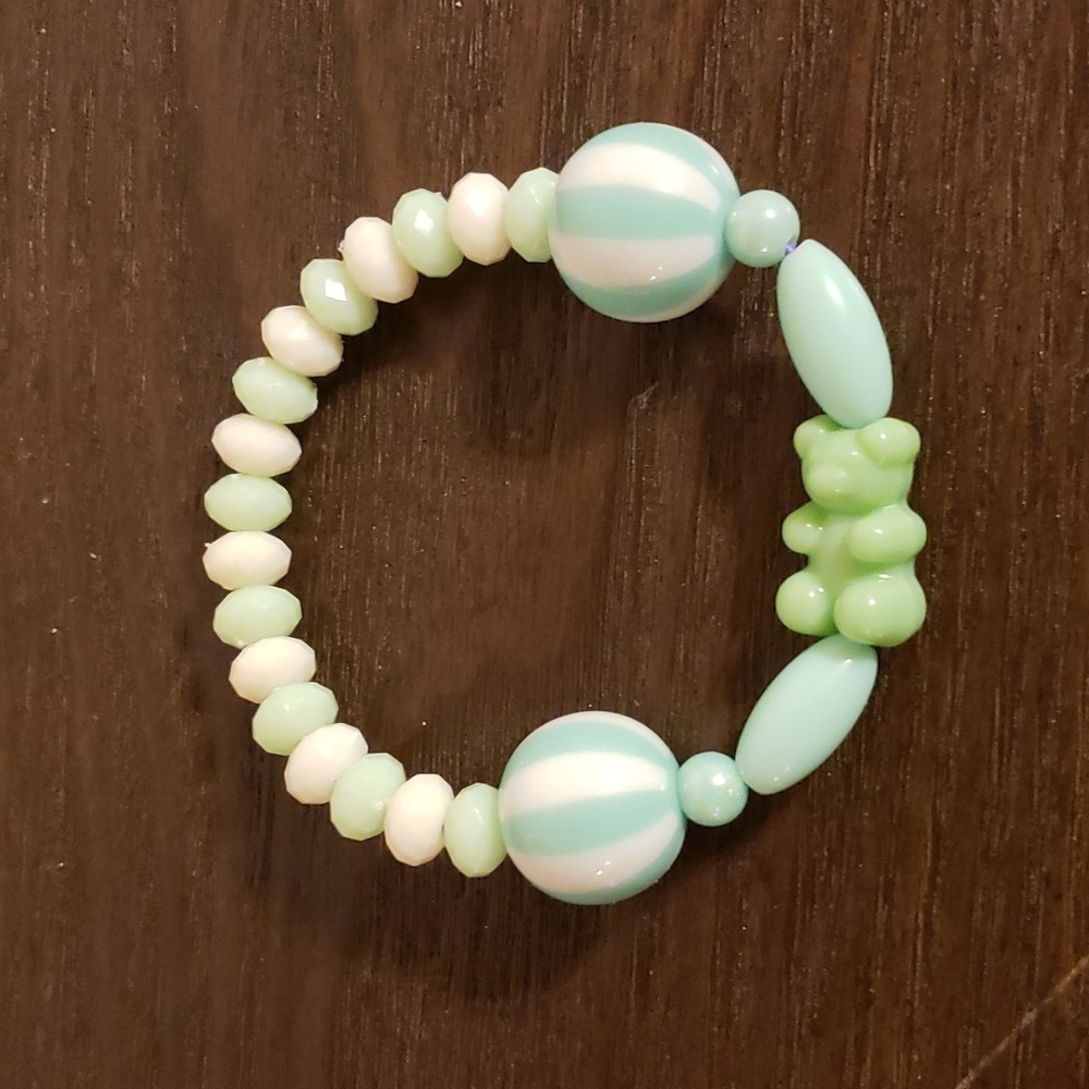 Home made bead bracelet: Mint candy